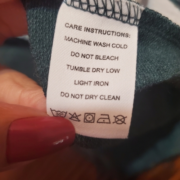 Made with Heart Patchwork Button Dress - Picture 10 of 10